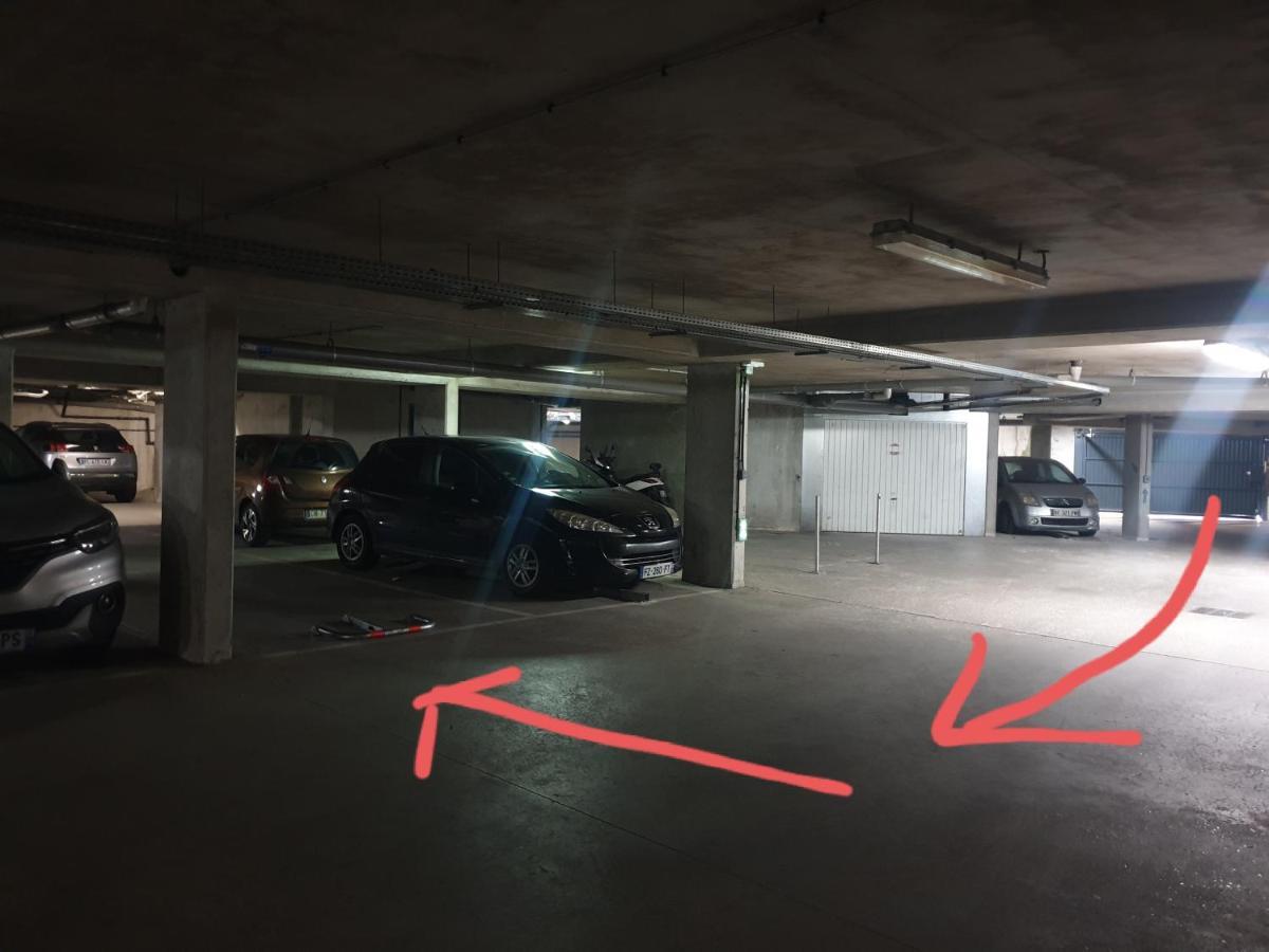 Escale Affaires Dugny-Bourget Lägenhet Exteriör bild