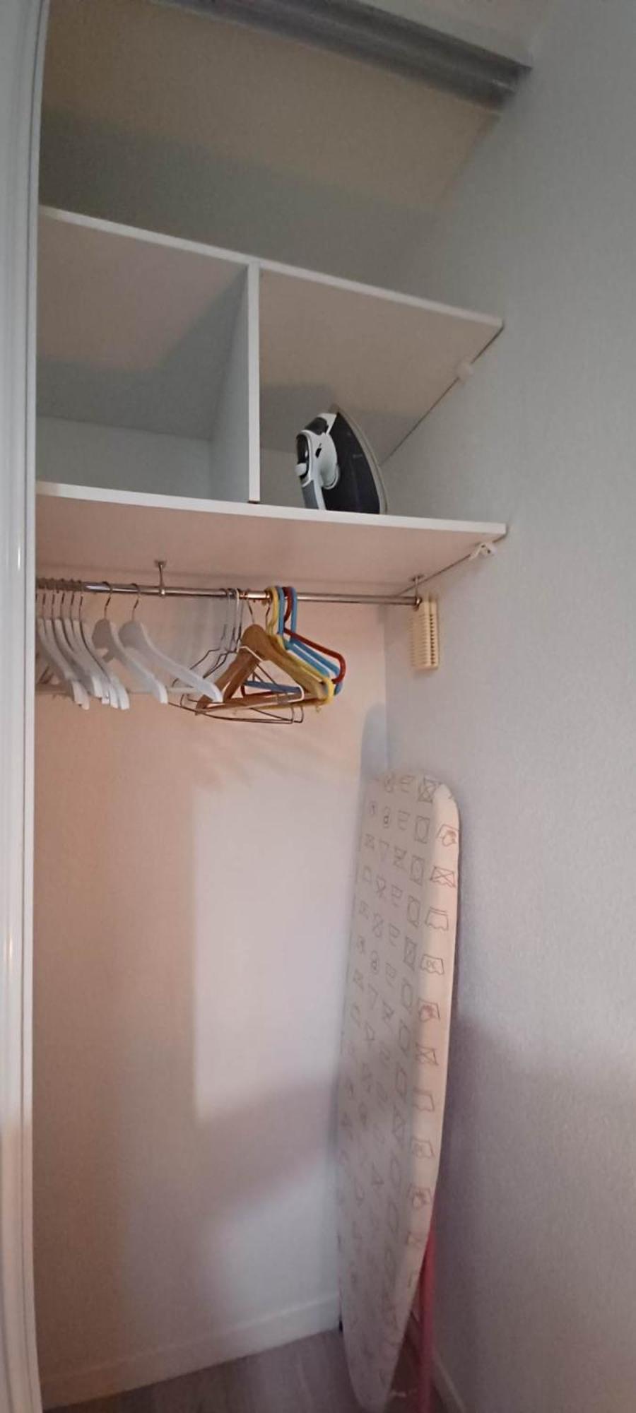 Escale Affaires Dugny-Bourget Lägenhet Rum bild